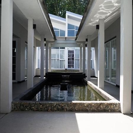 Villa Languket I Bedojo Exterior photo